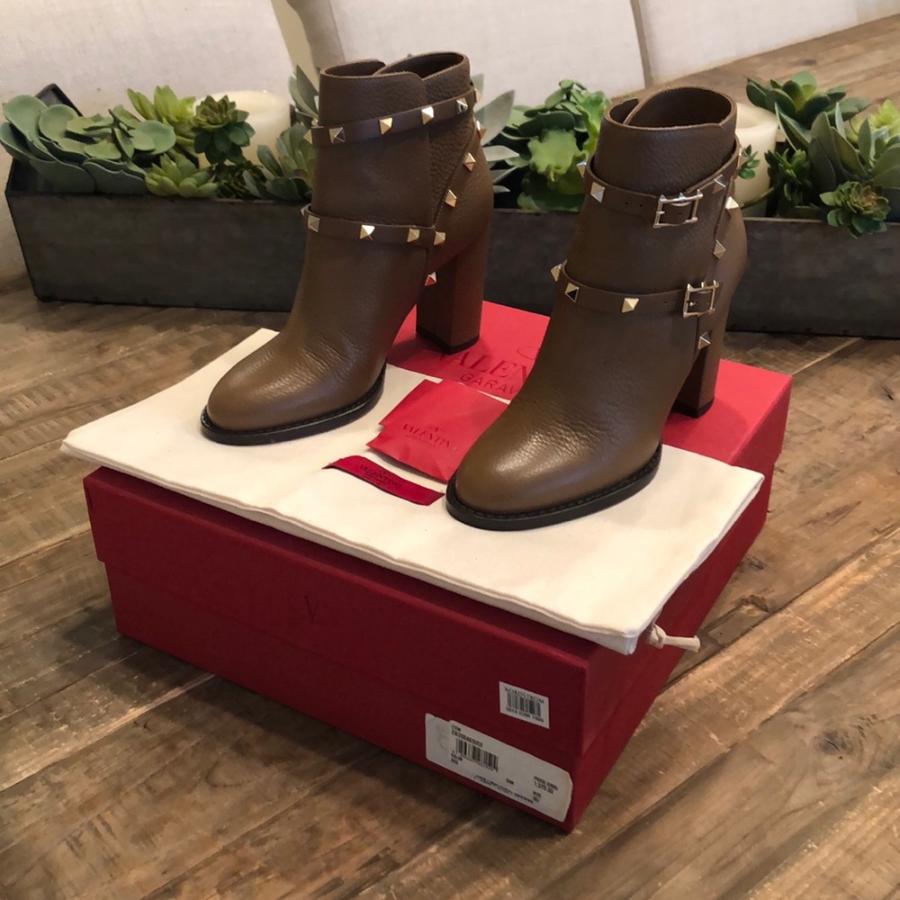 NOT FOR SALE - VALENTINO Rockstud Bootie
